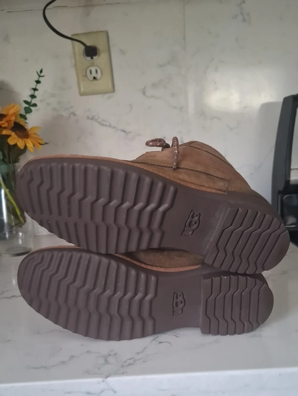 UGG Womens Brown Suede Lace-Up Boot